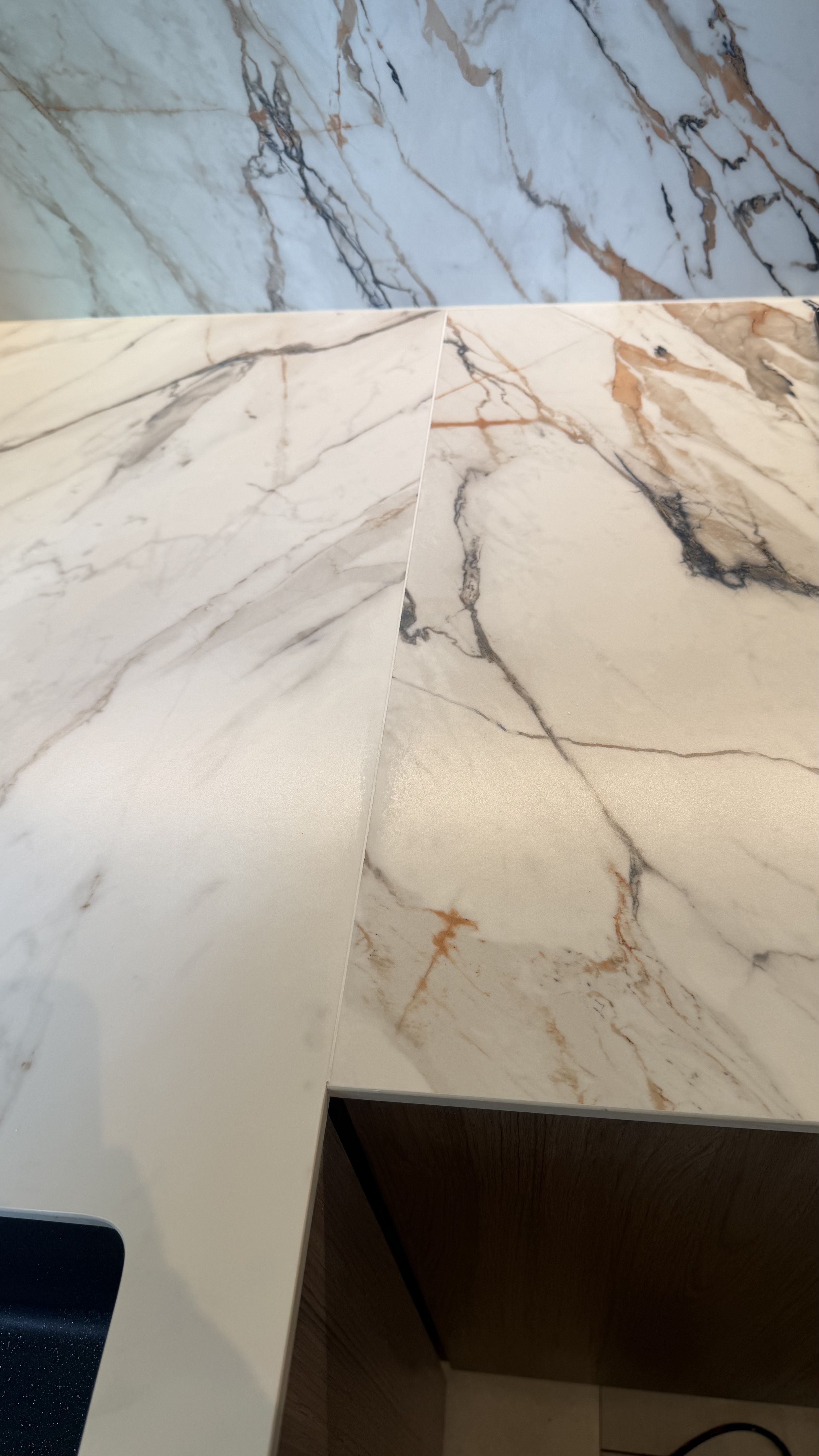 Veined Countertop Surface Repair — Before: The countertop surface and joint area before repair.